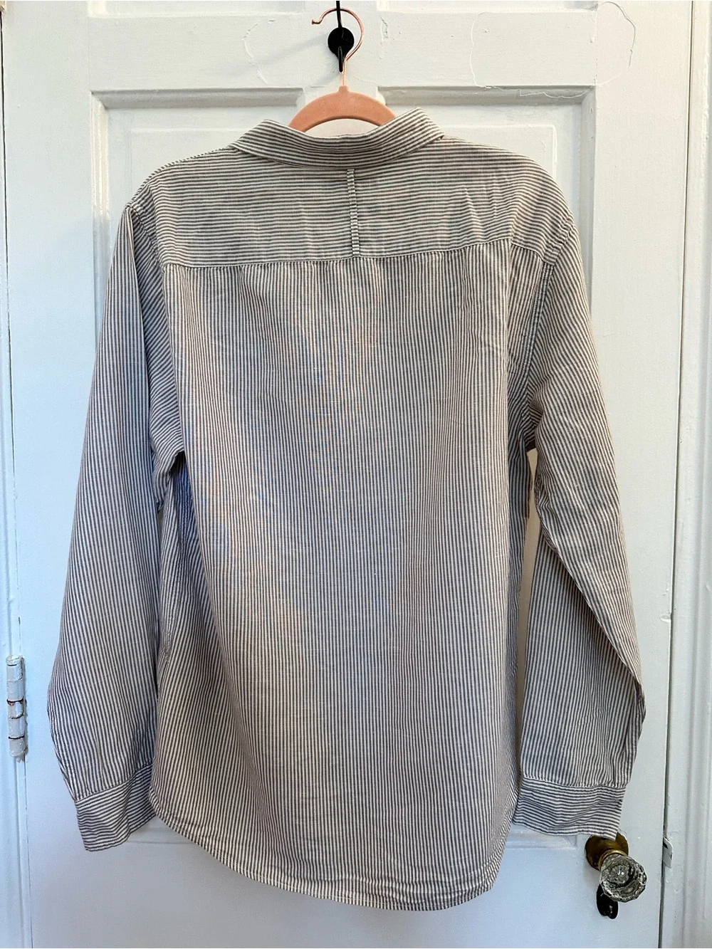 Banana Republic Men’s Gray and White Striped Button-Down Shirt